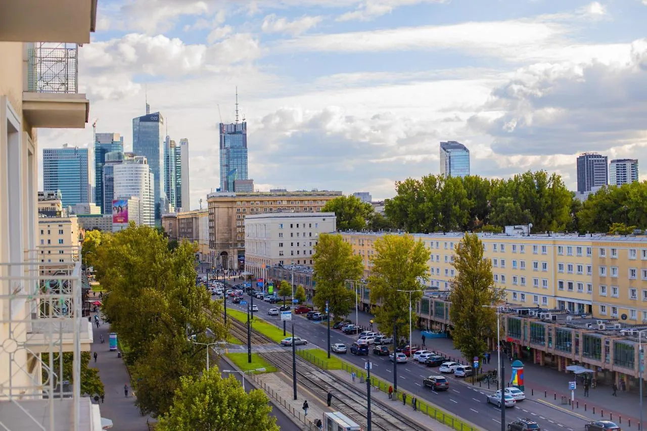 Large Flat. Great View. City Center. Varšava