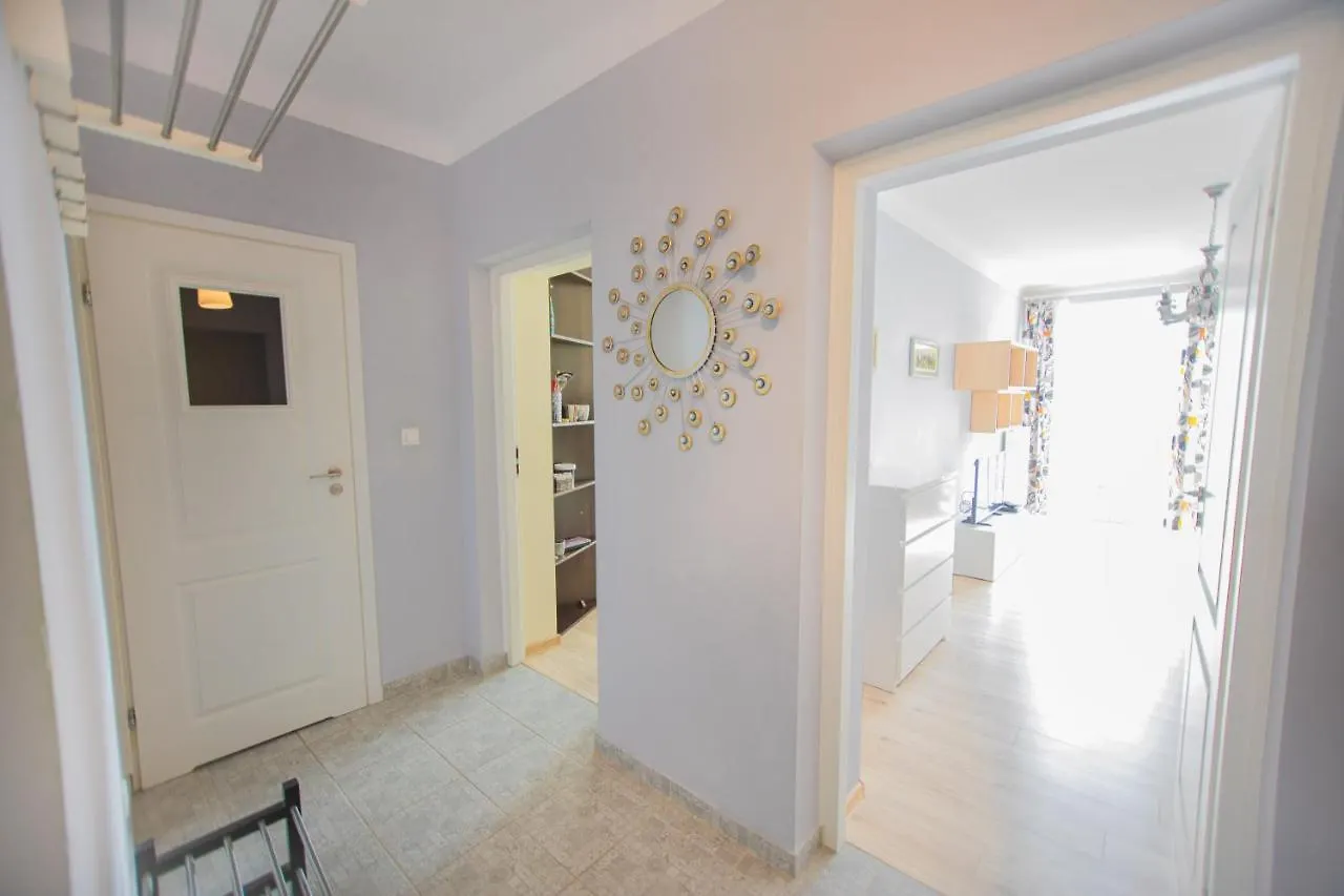 Large Flat. Great View. City Center. Warsaw 0*,